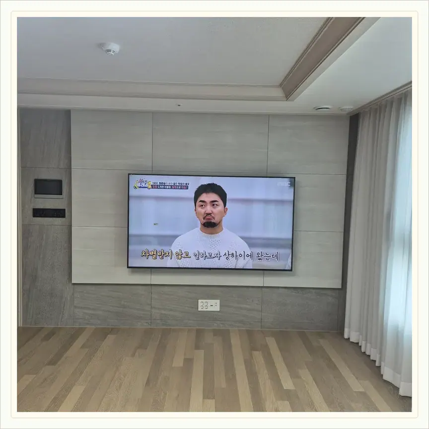 경기도 수원시 하광교동·남창동 벽걸이TV 설치 참고 사진 3, 풀모션 회전형 브라켓 설치